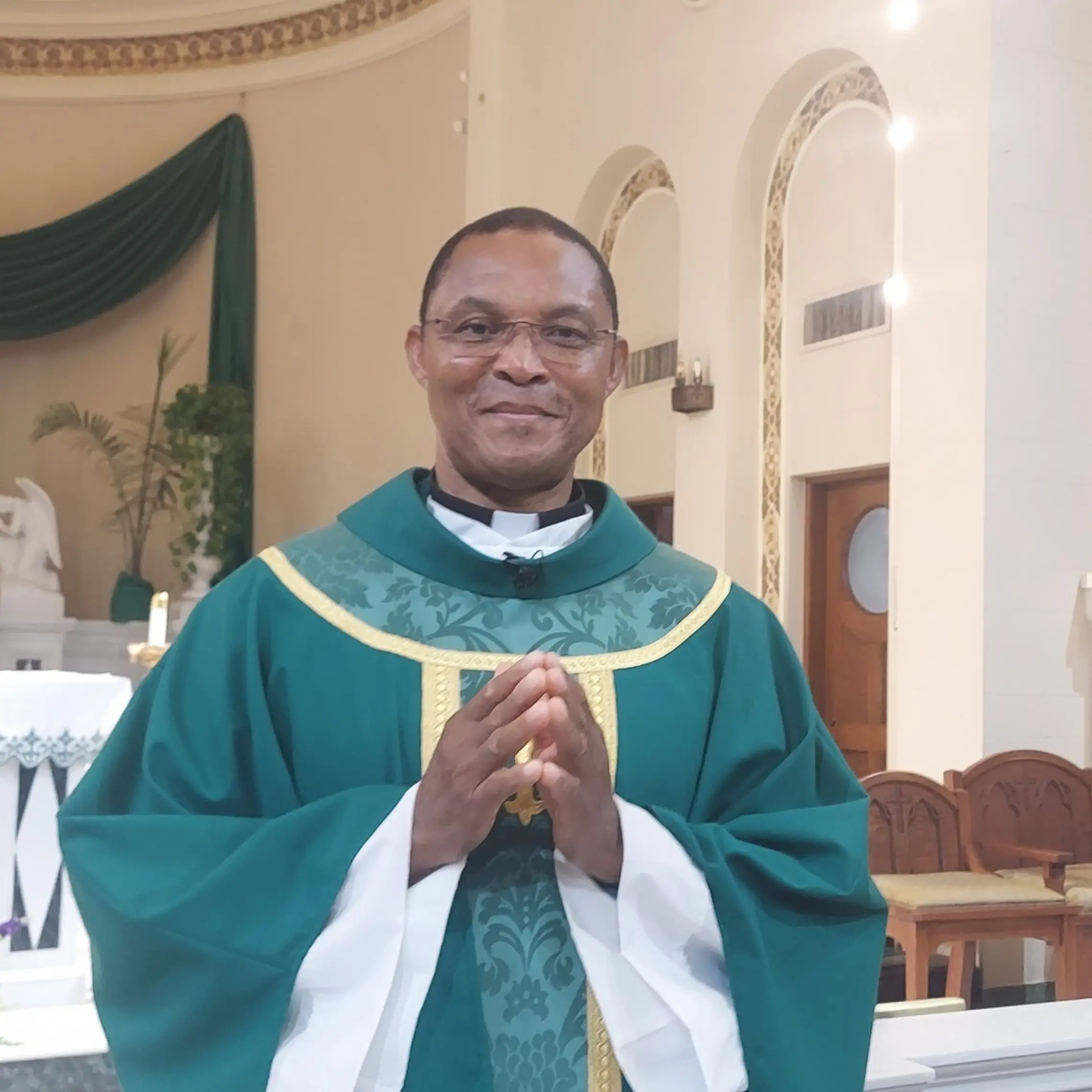 Fr. R